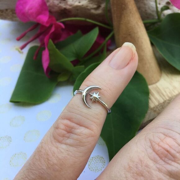 Sterling Silver Moon and Star Toe Ring - Picture 5 of 5